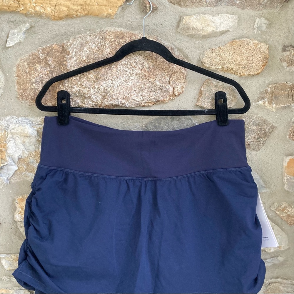 NWT Athleta ELATION 2 IN 1 CAPRI Navy $98 Womens XL - Picture 7 of 13